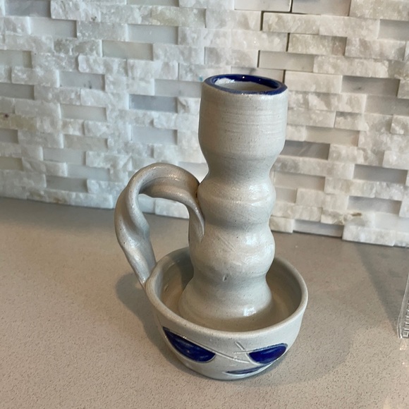 Williamsburg pottery candle holder - Picture 1 of 4